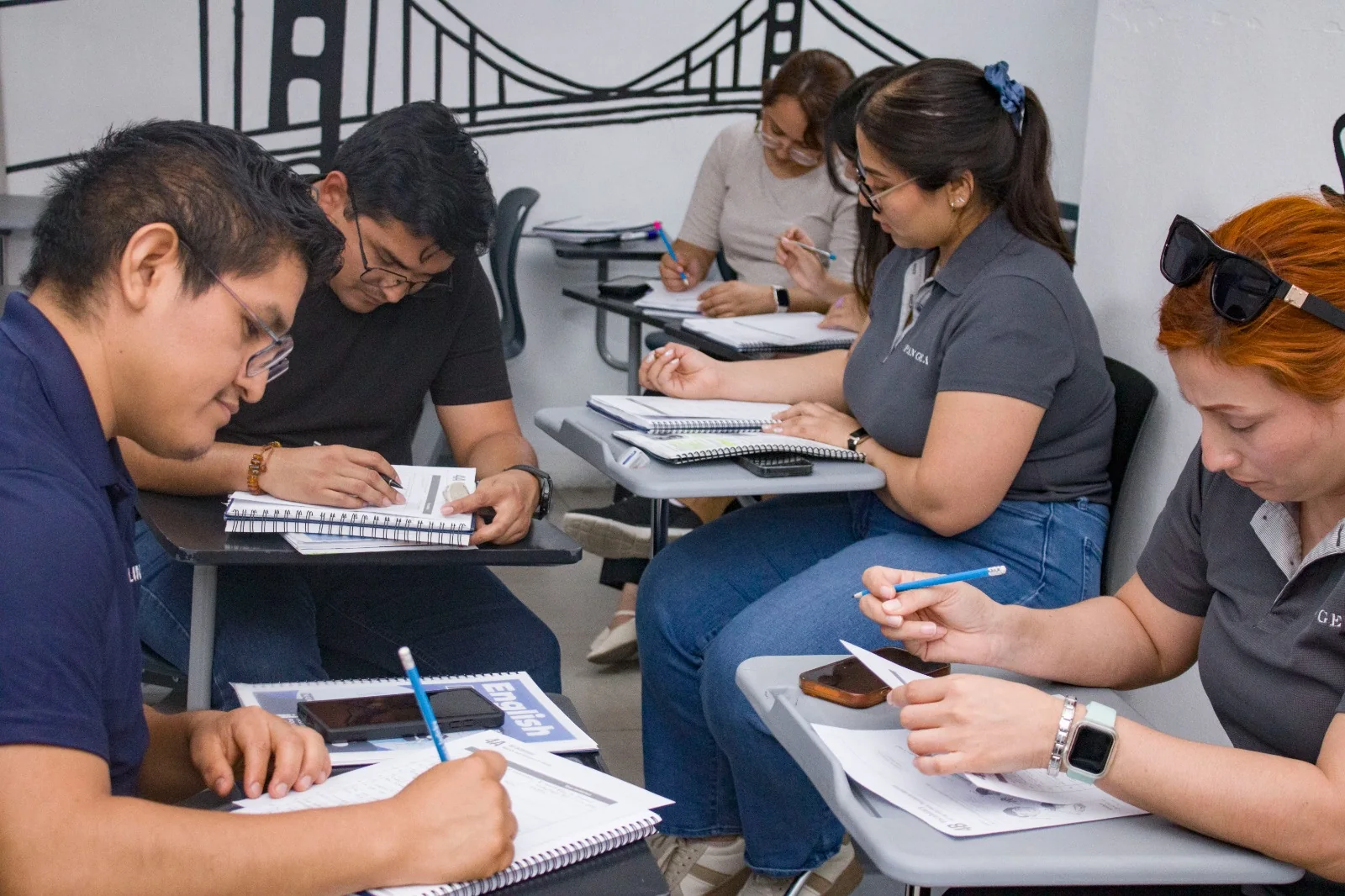 Alumnos de Jedcky participando en una actividad